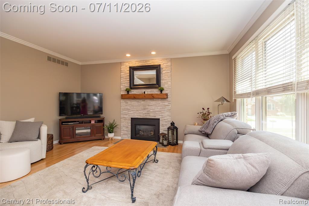 689 Woodfield Way, Rochester Hills, MI 48307 — Photo 50