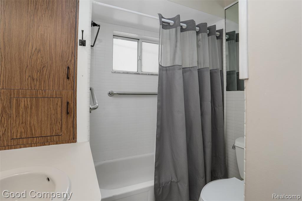 603 E Maxlow Avenue, Hazel Park, MI 48030 — Photo 11