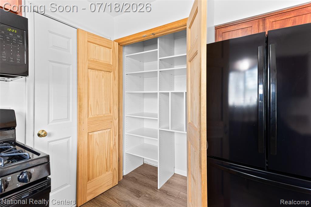 9175 Pennfield Avenue, White Lake, MI — Photo 12