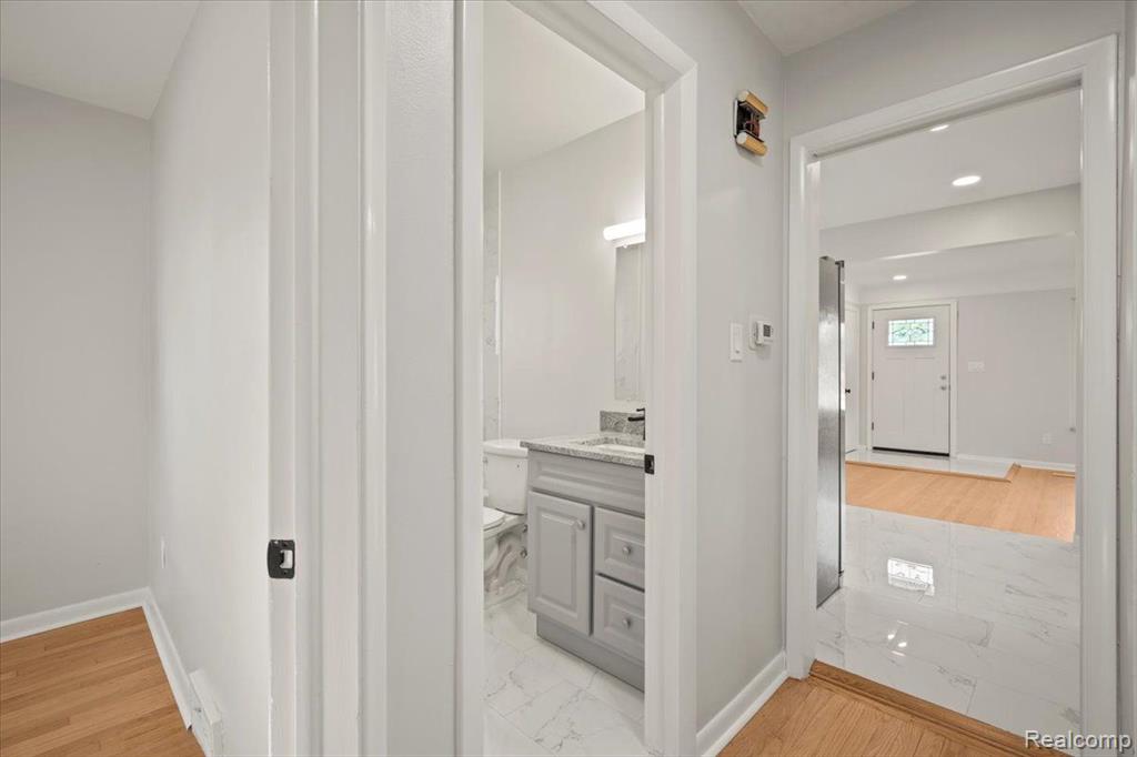 4014 GREENFIELD Road, Berkley, MI 48072 — Photo 13