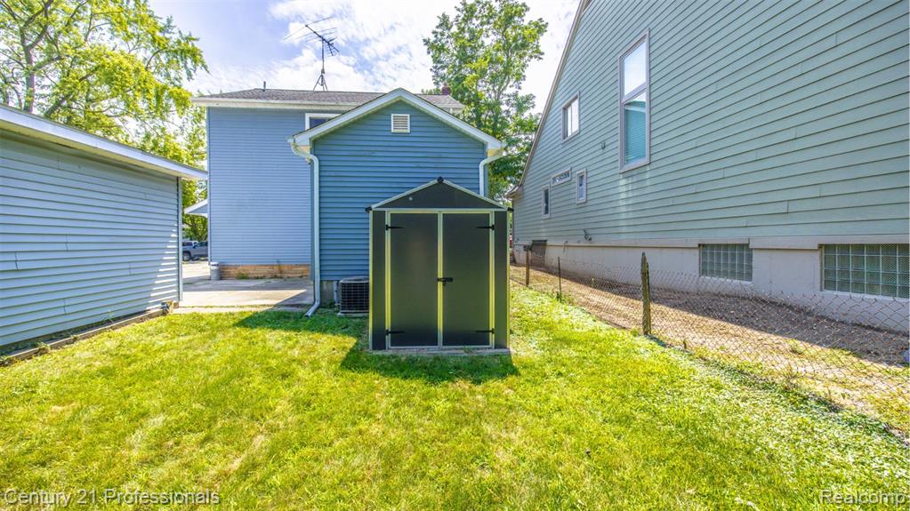 516 Renshaw Street, Rochester, MI 48307 — Photo 45