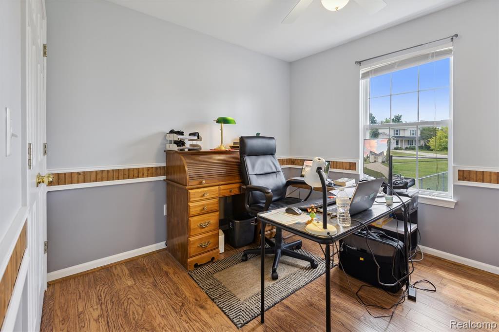 7206 Glen Oak Court, Grand Blanc, MI 48439 — Photo 16