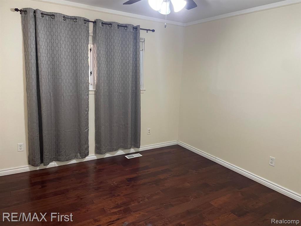 8401 18 Mile APT # 99 Road, Sterling Heights, MI 48313 — Photo 2