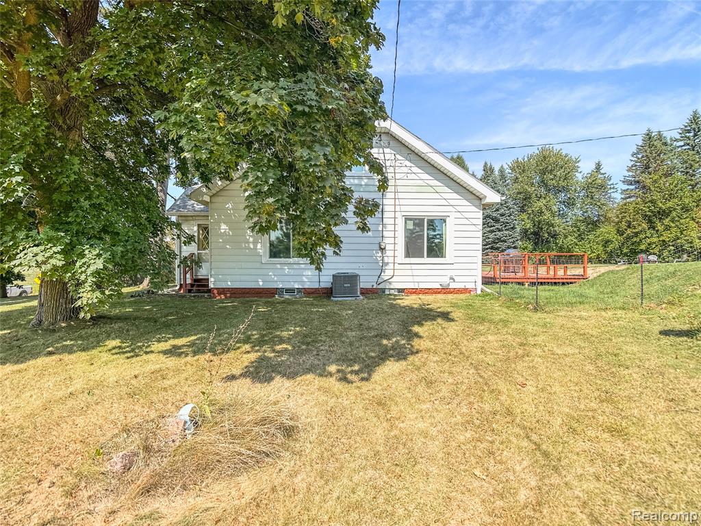 11359 Seymour Road, Gaines Vlg, MI 48436 — Photo 41