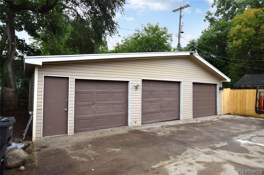 609 W Marengo Avenue, Flint, MI 48505 — Photo 12