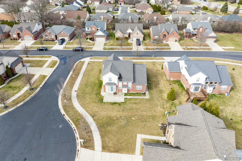 21196 Oak Ridge Drive, Clinton Twp, MI 48036 — Photo 63