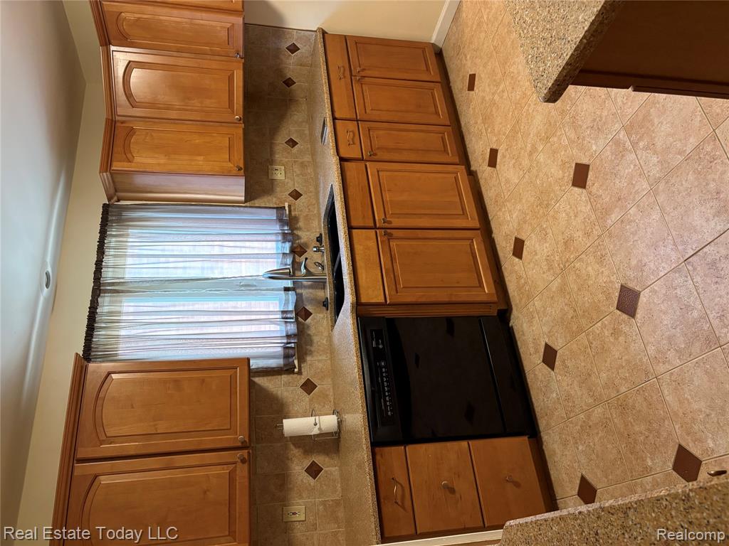 16557 Braile Street S - Photo 4