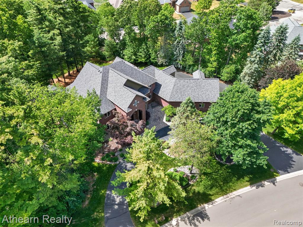 5326 Lake Forest Boulevard, Brighton, MI 48116 — Photo 19