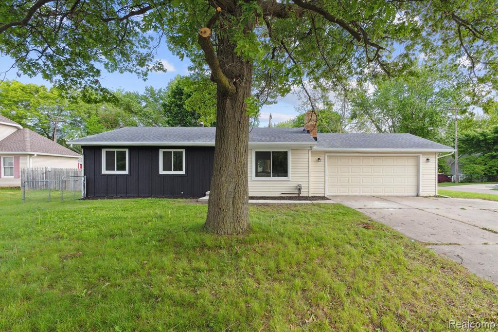 4606 GLENALDA Drive, Clarkston, MI — Photo 2