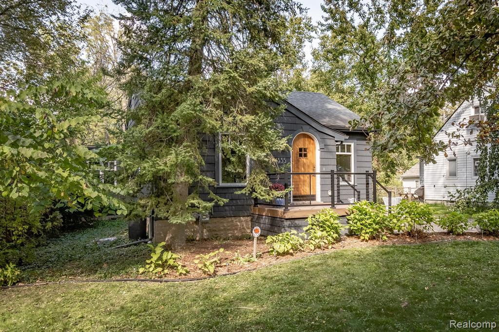 1335 KENSINGTON Drive, Ann Arbor, MI 48104 — Photo 24