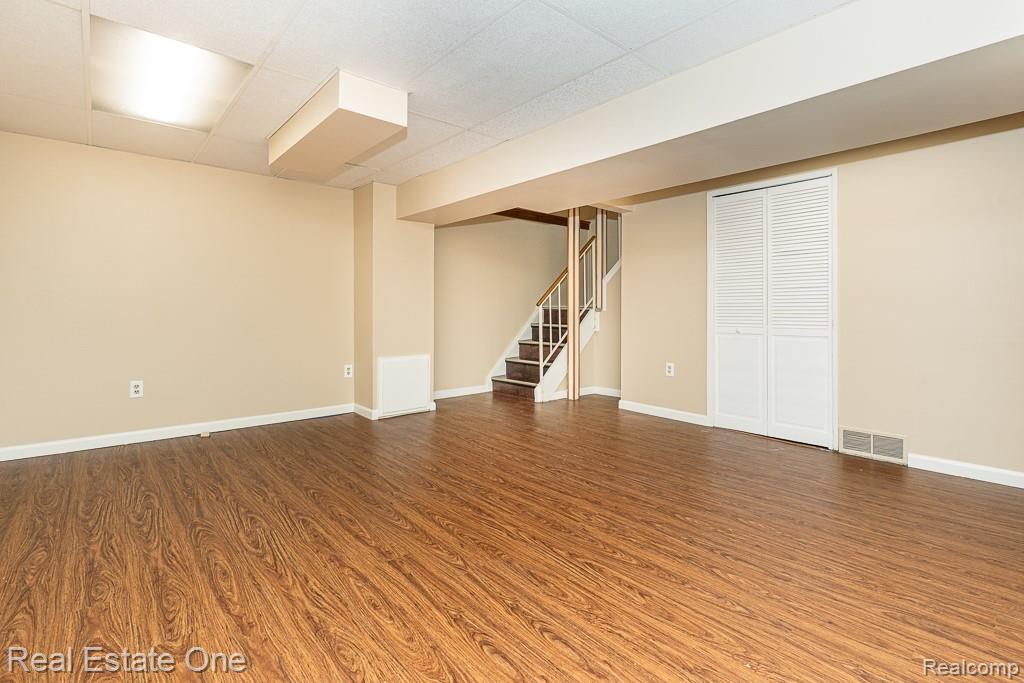 5075 Buckingham Drive, Troy, MI 48098 — Photo 31