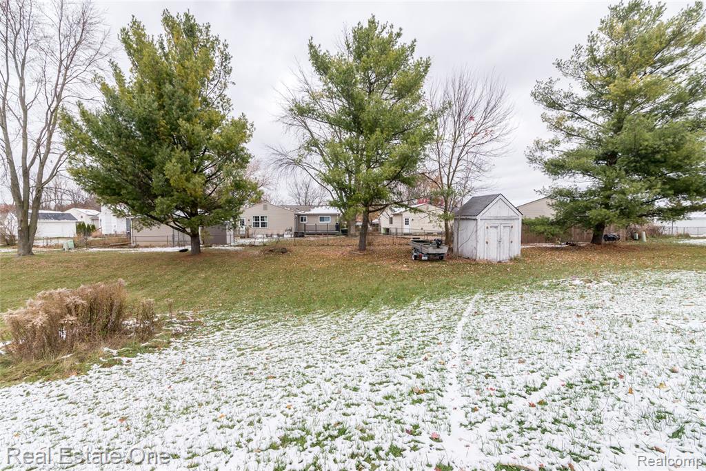 396 Princeton Drive, South Lyon, MI 48178 — Photo 25