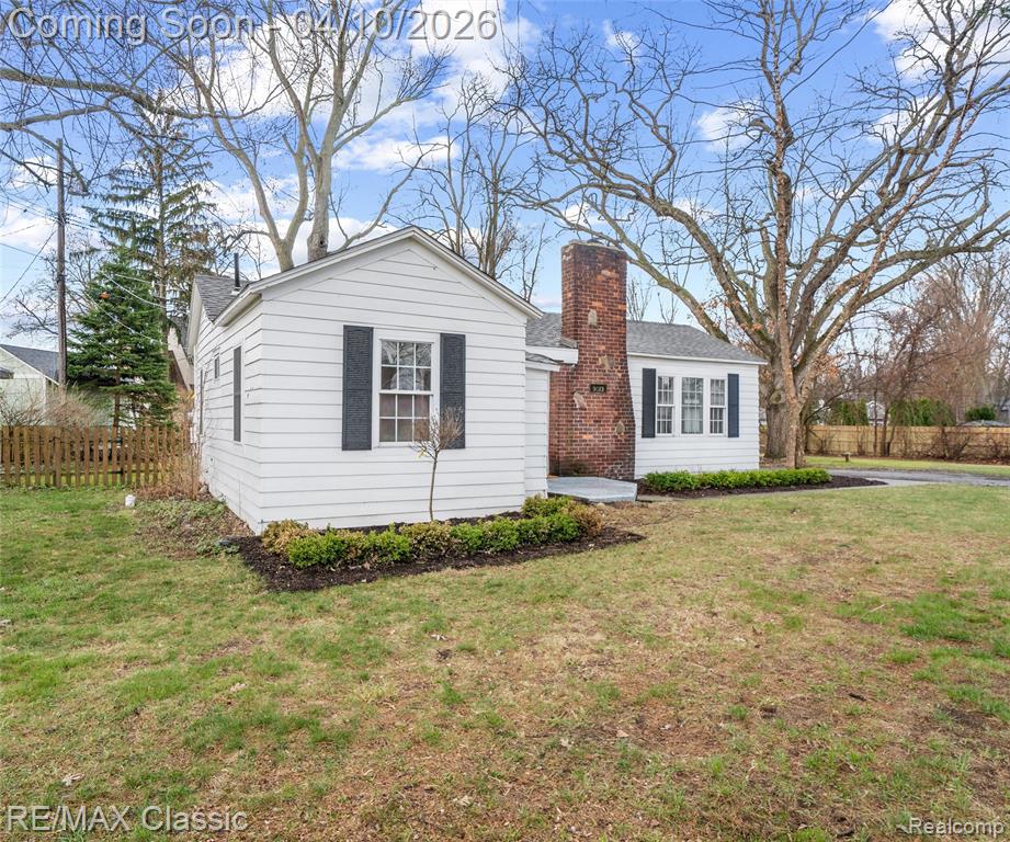 9083 Pittsfield Street, Commerce Twp, MI 48382 — Photo 43