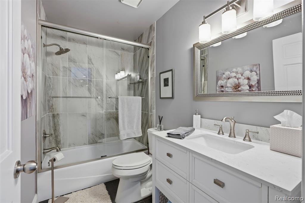 7400 Dutch Road, Goodrich Vlg, MI — Photo 29
