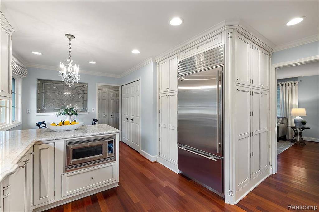 960 N Reading Road, Bloomfield Hills, MI 48304 — Photo 10