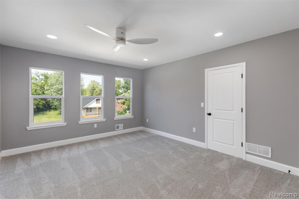 9969 Bishop Street, Detroit, MI 48224 — Photo 17