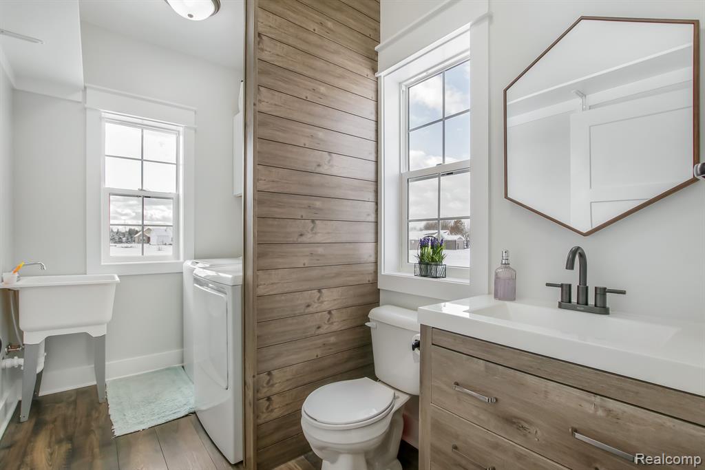 2291 WOODS WEST Drive, Flushing, MI 48433 — Photo 10