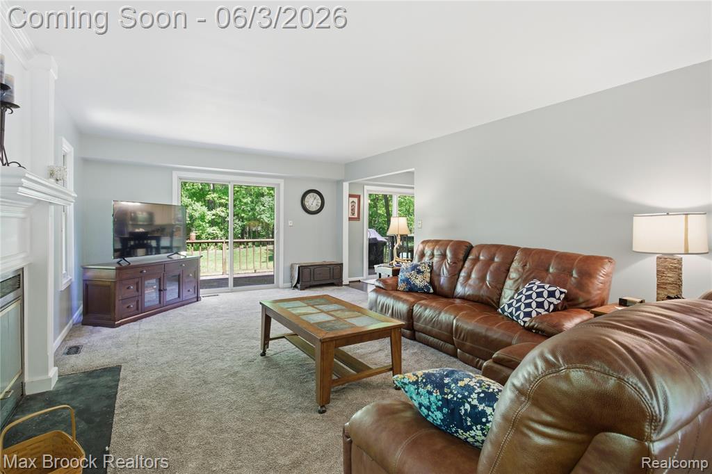 4457 Fettig Trail, White Lake, MI 48383 — Photo 3