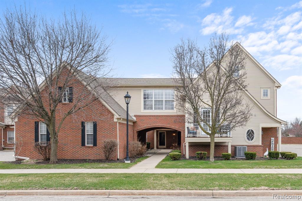 43492 Pendleton Circle, 12, Sterling Heights, MI 48313 — Photo 34
