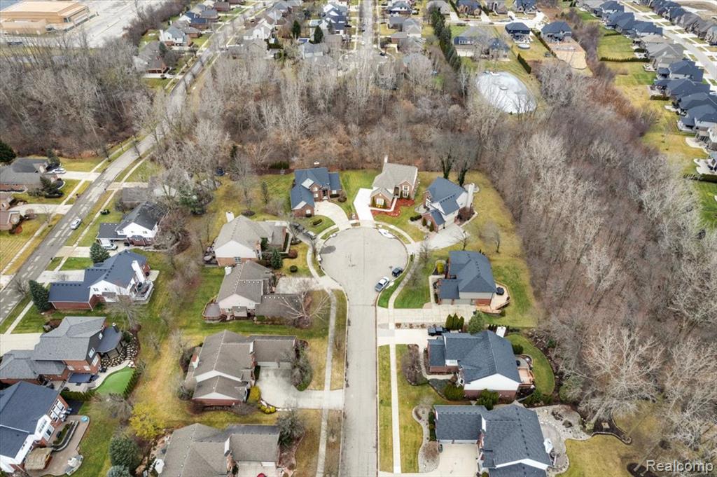 54424 Maple Creek Court, Shelby Twp, MI 48316 — Photo 44