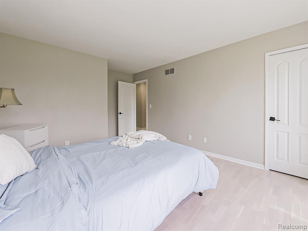 49202 Cheshire Lane, Canton, MI 48187 — Photo 12