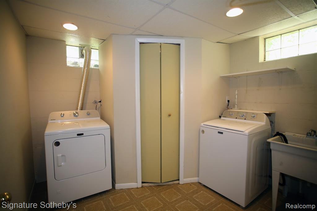 5800 Paramus, Clawson, MI — Photo 18