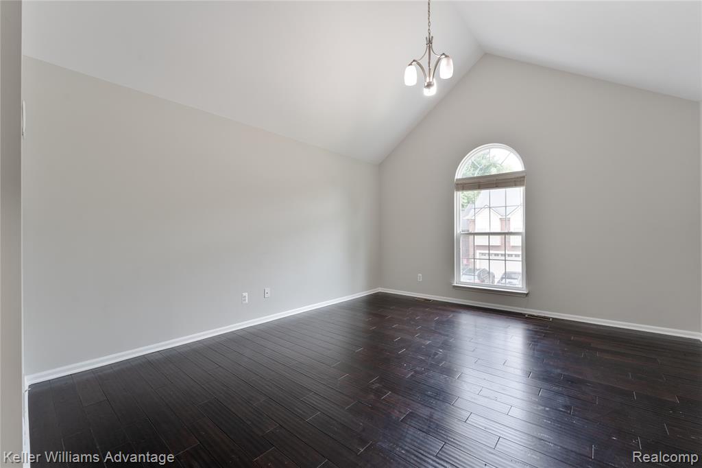 27460 Belgrave Place, Novi, MI — Photo 23