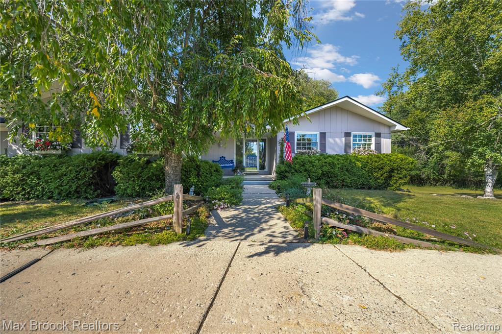 35550 Pleasant Valley Road, Farmington Hills, MI, 48331