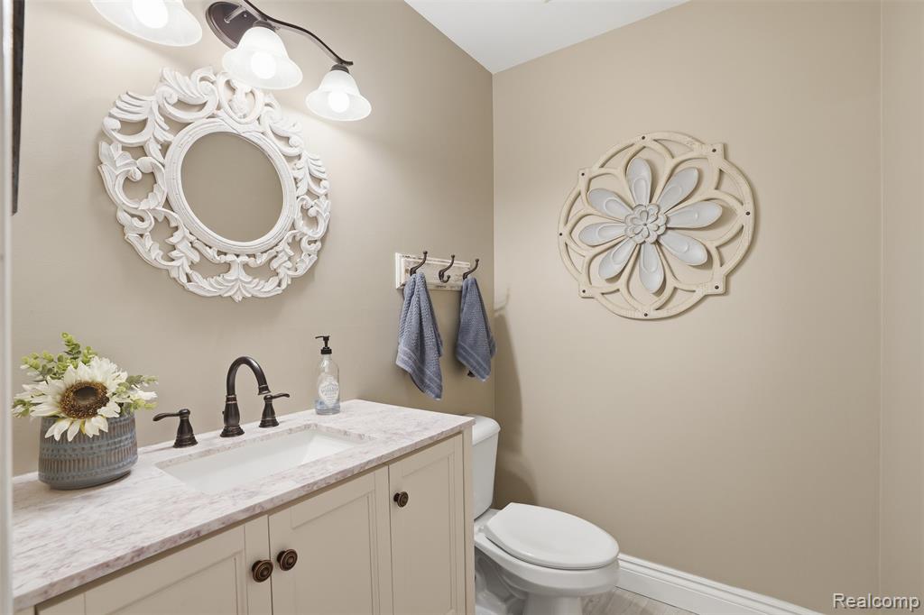 8235 Ironwood Drive, Pinckney, MI 48169 — Photo 14