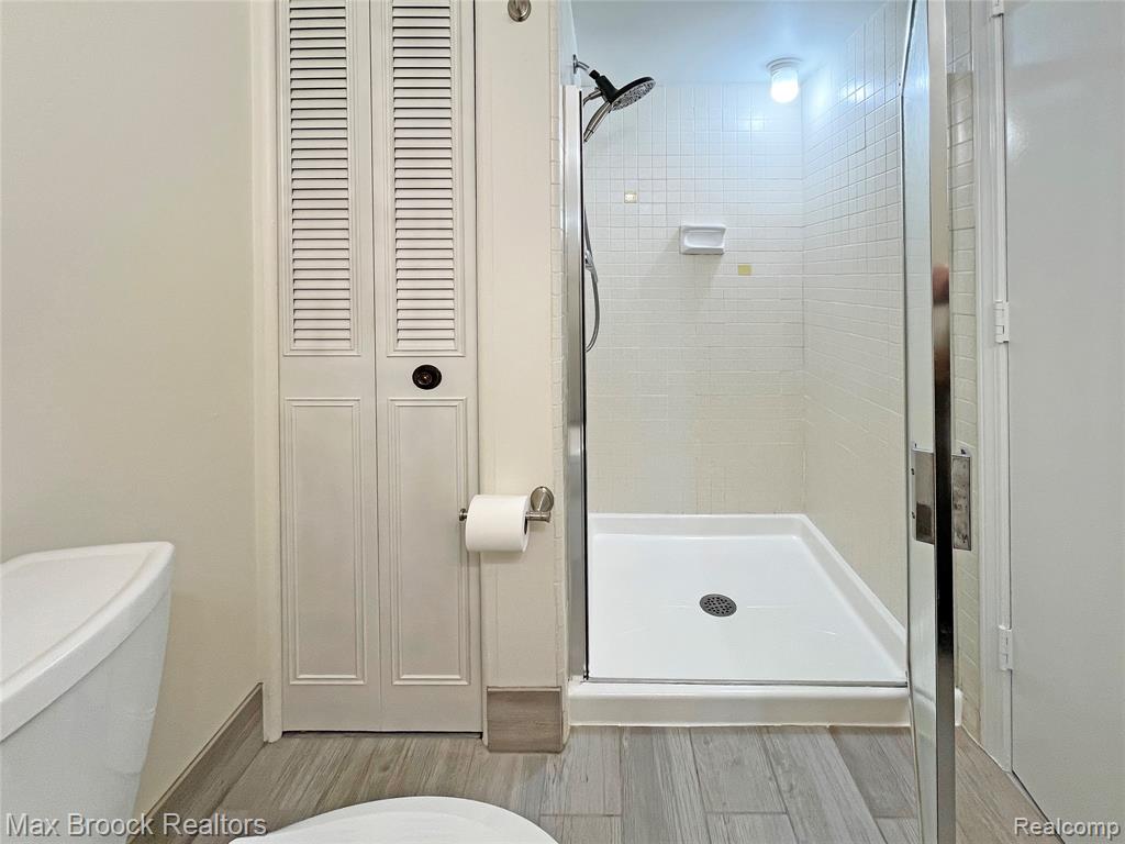 801 W LONG LAKE Road, A-4, Bloomfield Hills, MI 48302 — Photo 15