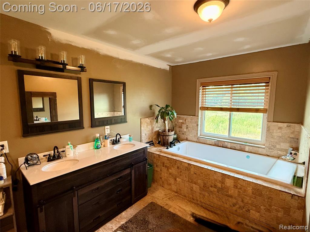 2543 Greenwood Road, Lapeer, MI 48446 — Photo 23