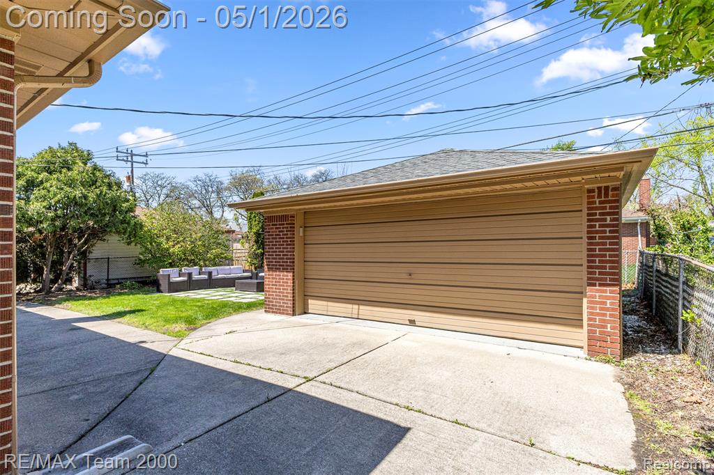 26622 Hass Street, Dearborn Heights, MI 48127 — Photo 34