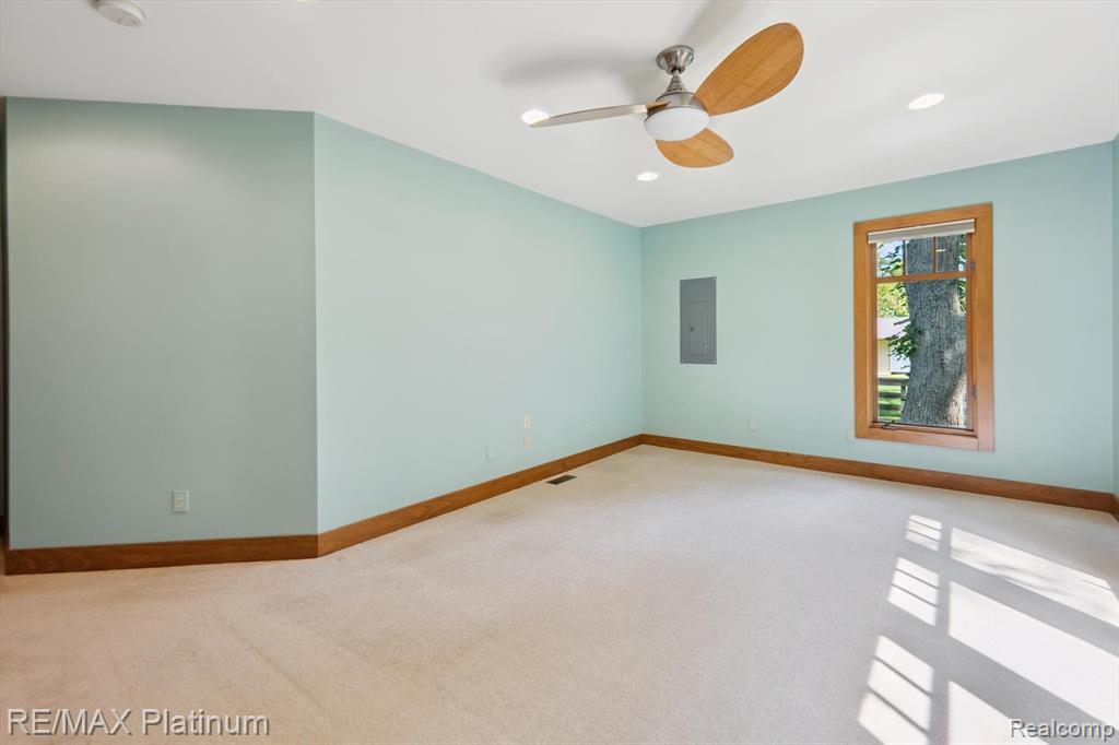 8751 Beechwood Drive, Gregory, MI 48137 — Photo 33