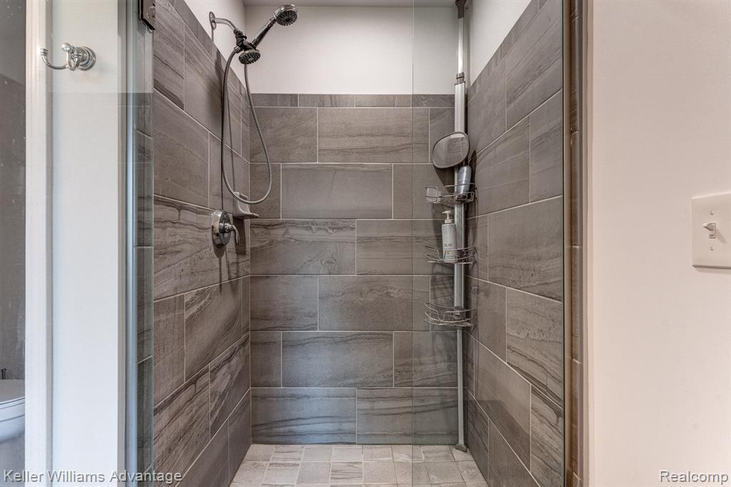 124 Shannon Partin Boulevard, South Lyon, MI 48178 — Photo 47