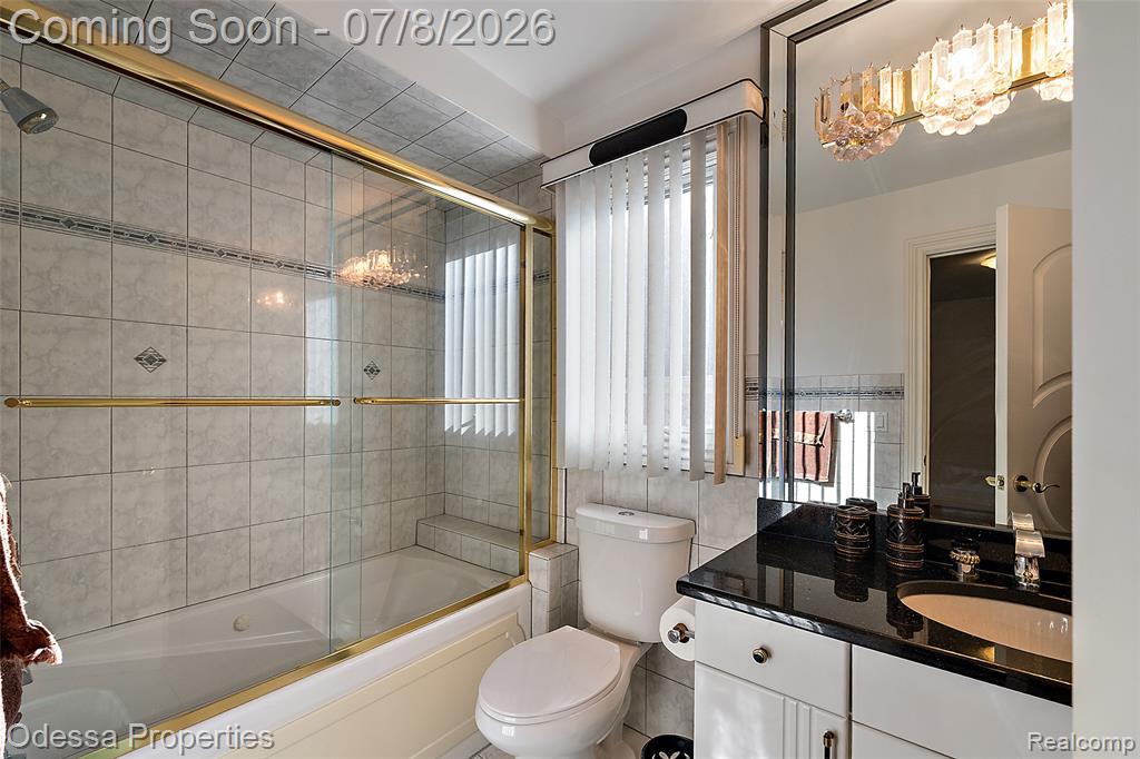 12984 Azure Drive, Utica, MI 48315 — Photo 37