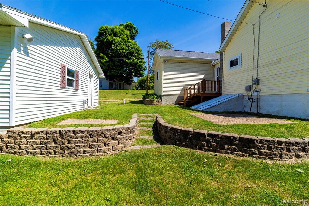 106 Washington Street, Attica, MI 48412 — Photo 4