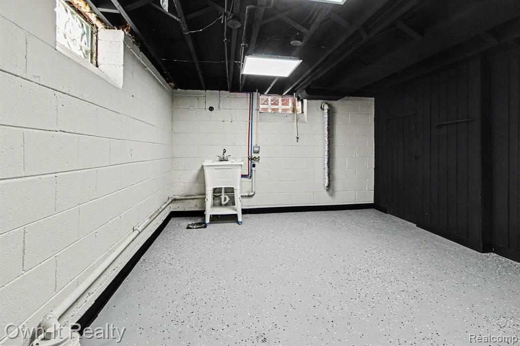 15574 Fox, Redford, MI 48239 — Photo 27