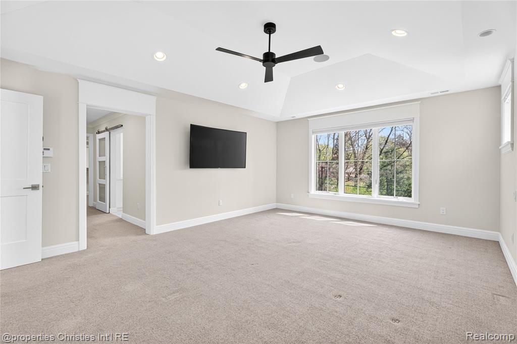 4375 Derry Road, Bloomfield Hills, MI 48302 — Photo 26