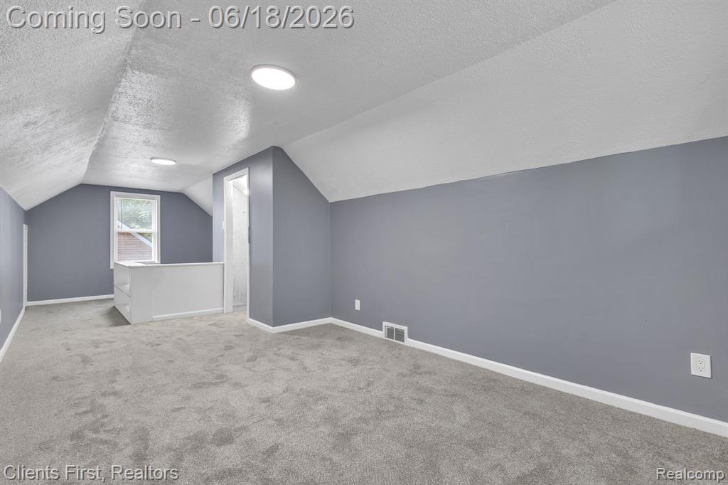 19963 Goulburn Street, Detroit, MI 48205 — Photo 20