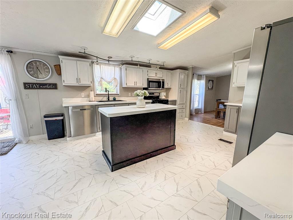 7760 Bell Road, Birch Run, MI 48415 — Photo 14