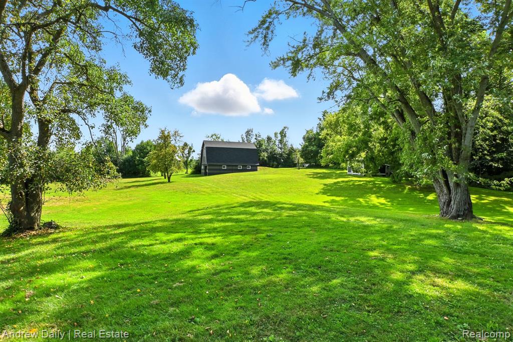 6300 Brookville Road, South Lyon, MI 48178 — Photo 30
