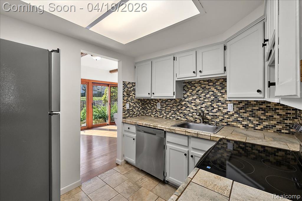 42754 Lyric Court, Northville, MI 48167 — Photo 9