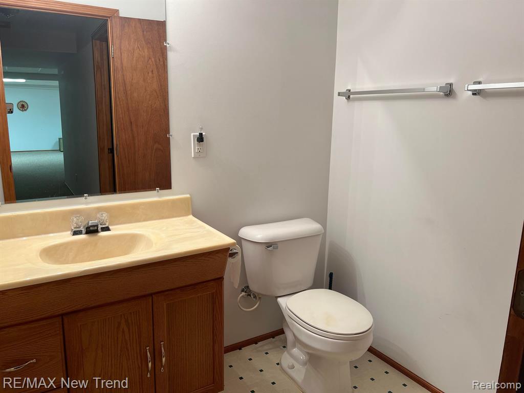 22135 RIVER RIDGE Trail, Farmington Hills, MI 48335 — Photo 18