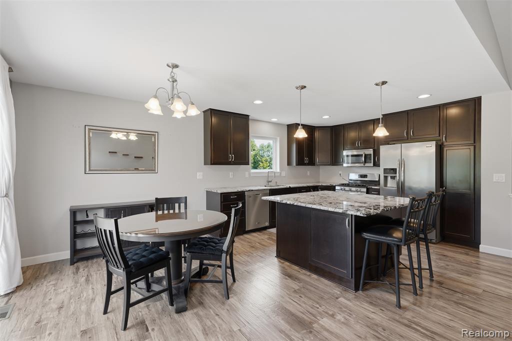 665 Marblewood Lane, Saline, MI 48176 — Photo 12