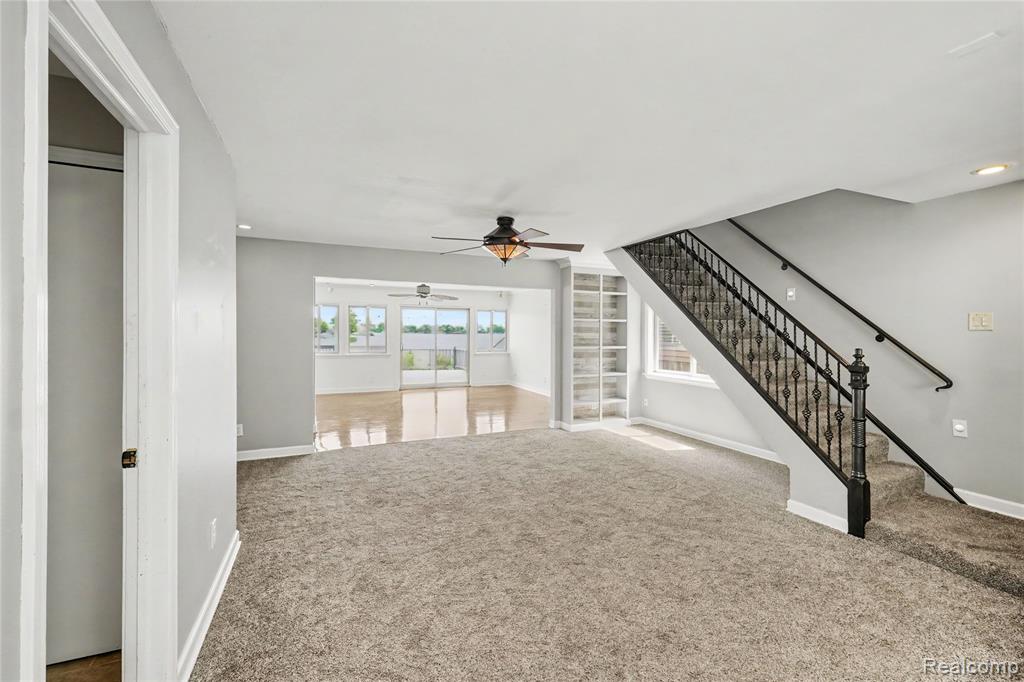 8390 Peninsular Drive, Fenton, MI 48430 — Photo 4