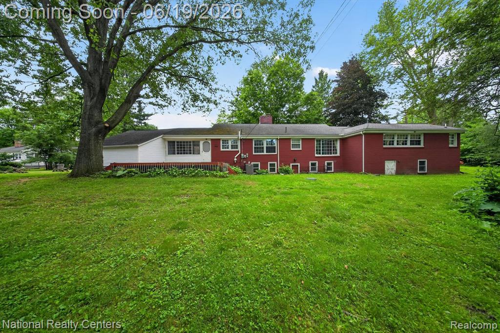 360 Woodland Drive, South Lyon, MI 48178 — Photo 62