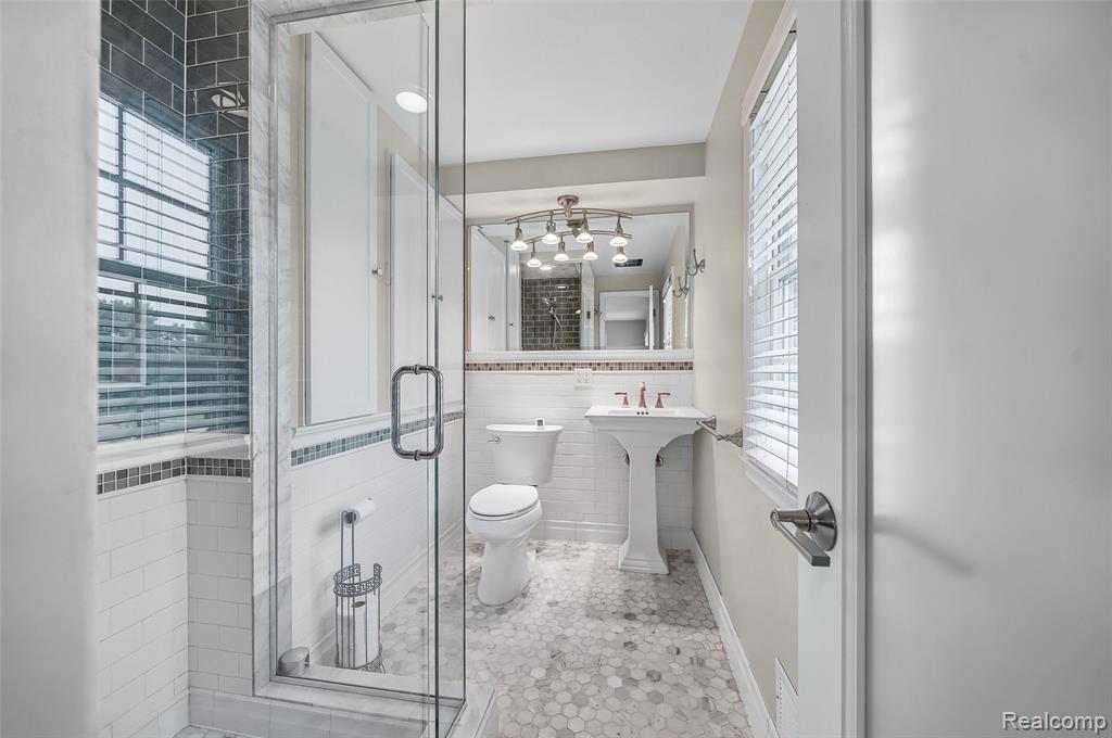 100 Overhill Road, Bloomfield Hills, MI 48301 — Photo 30