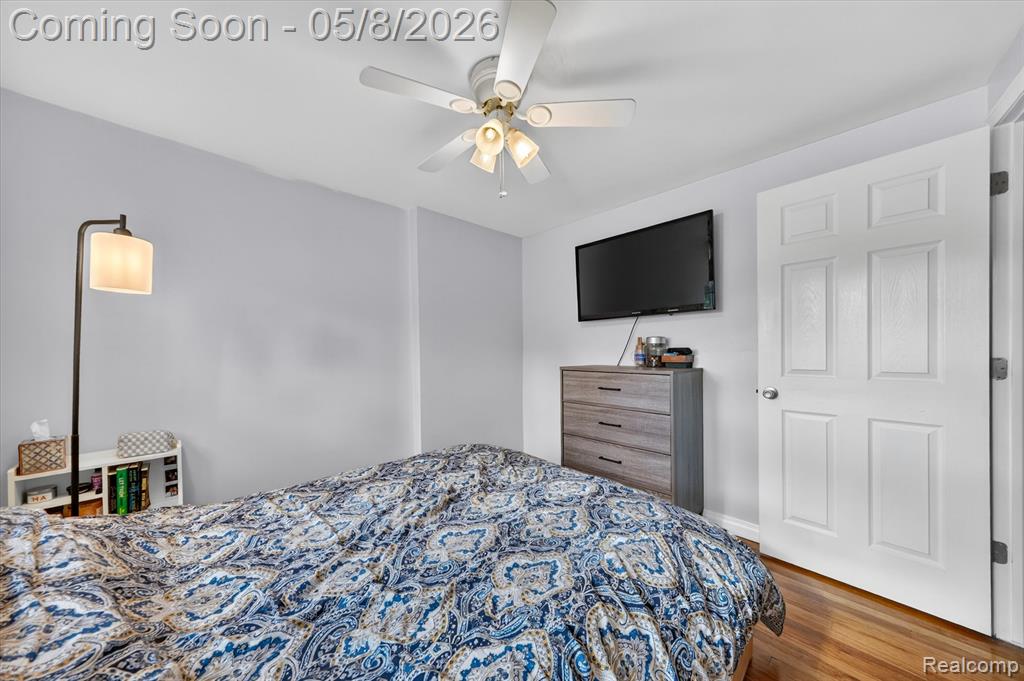 22927 Lakeshore Drive, Saint Clair Shores, MI 48080 — Photo 21