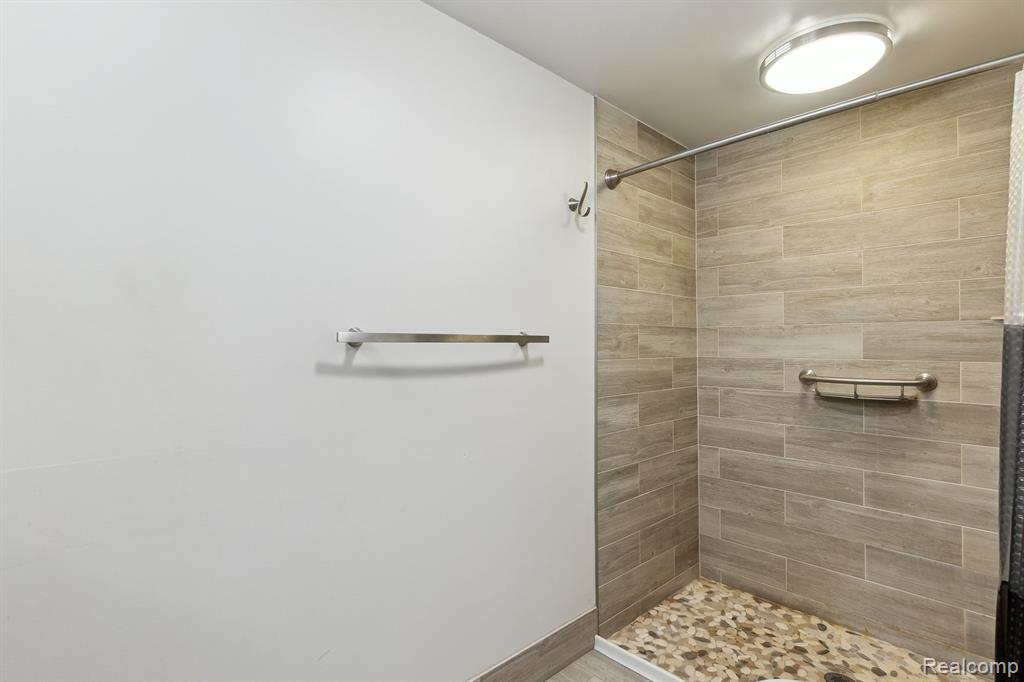 3990 S Sashabaw Road, Clarkston, MI 48348 — Photo 20