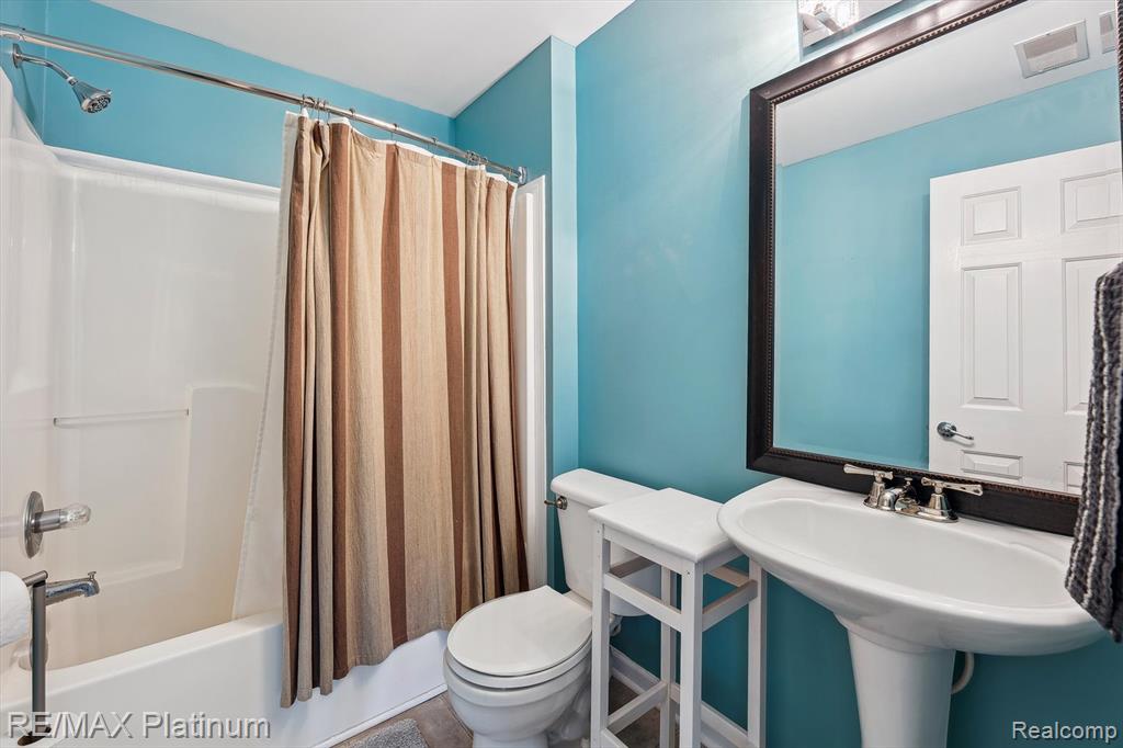 1324 Dufree, Howell, MI 48843 — Photo 17